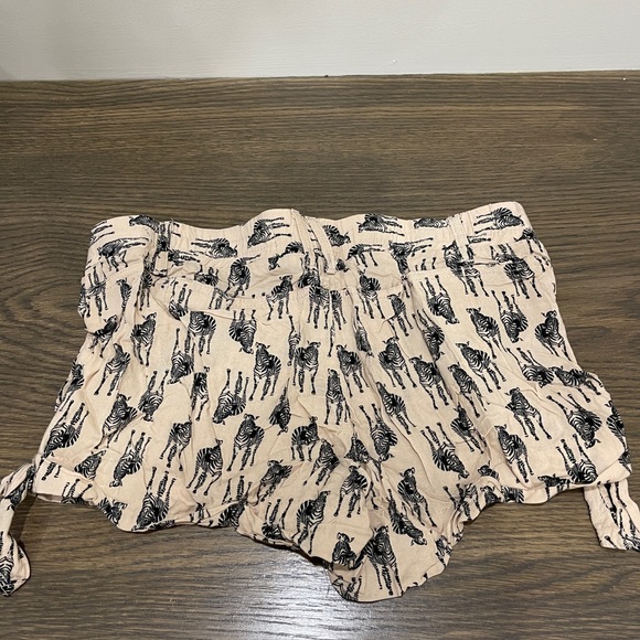 Cloth Zebra Shorts - Picture 2 of 3
